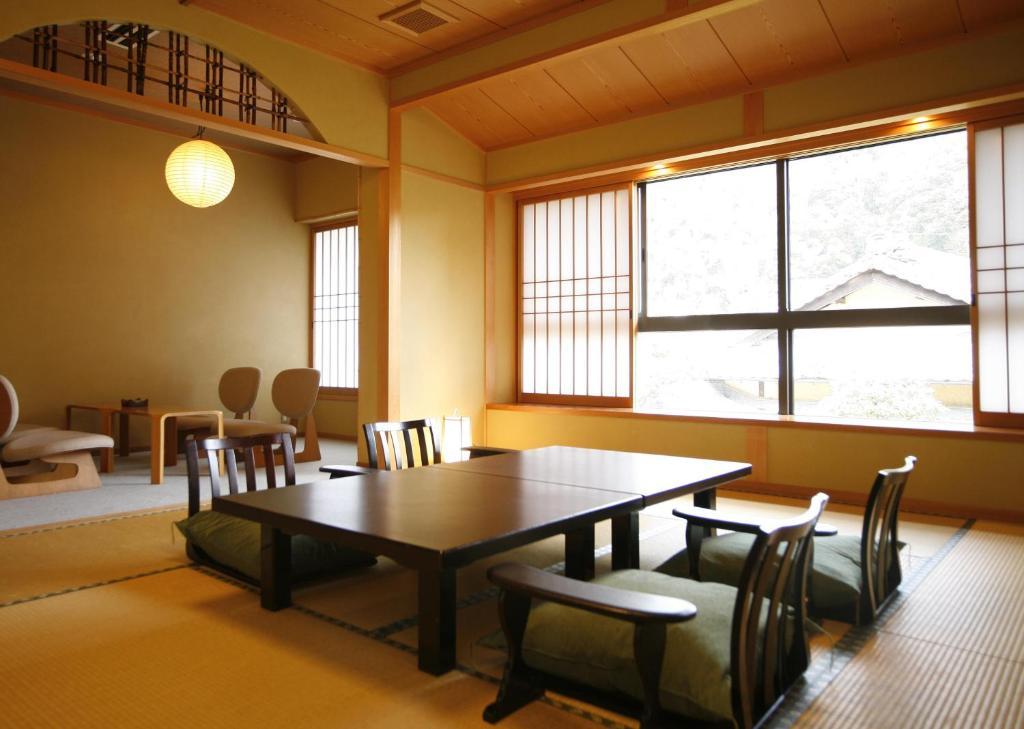Yutouya Ryokan 丰冈市 客房 照片