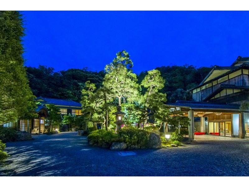 Yutouya Ryokan 丰冈市 外观 照片