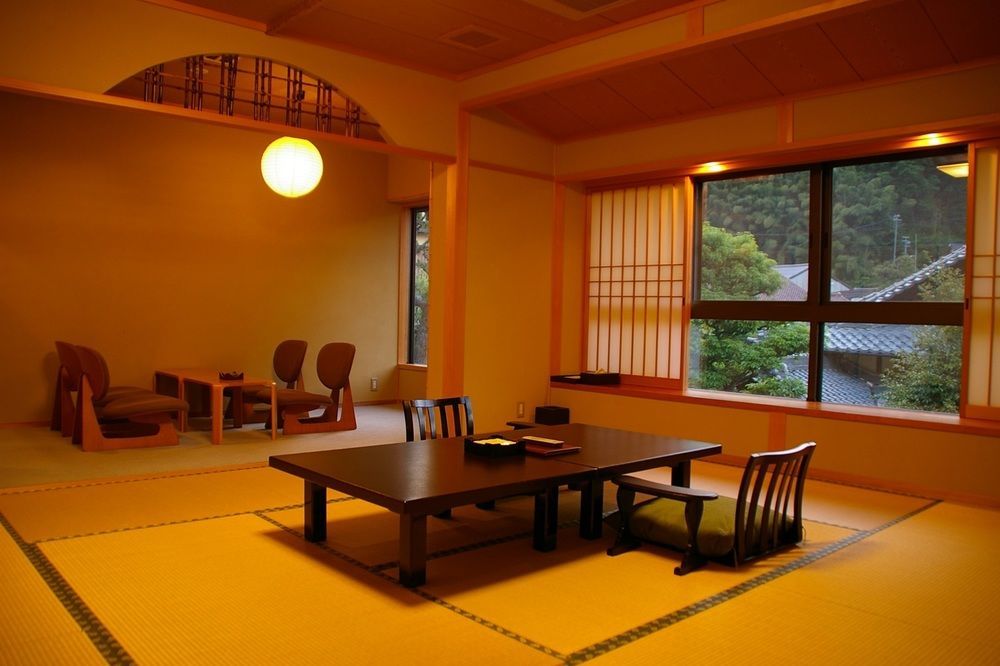 Yutouya Ryokan 丰冈市 外观 照片