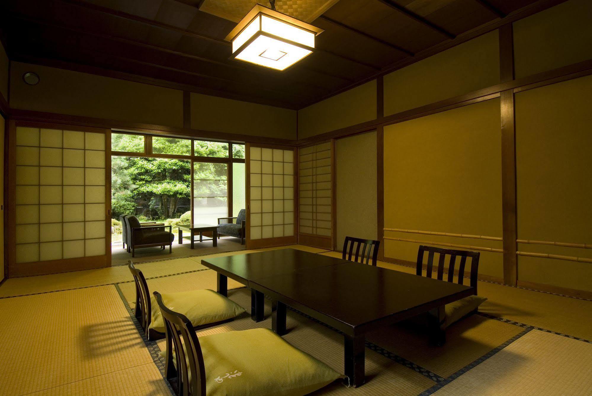 Yutouya Ryokan 丰冈市 外观 照片