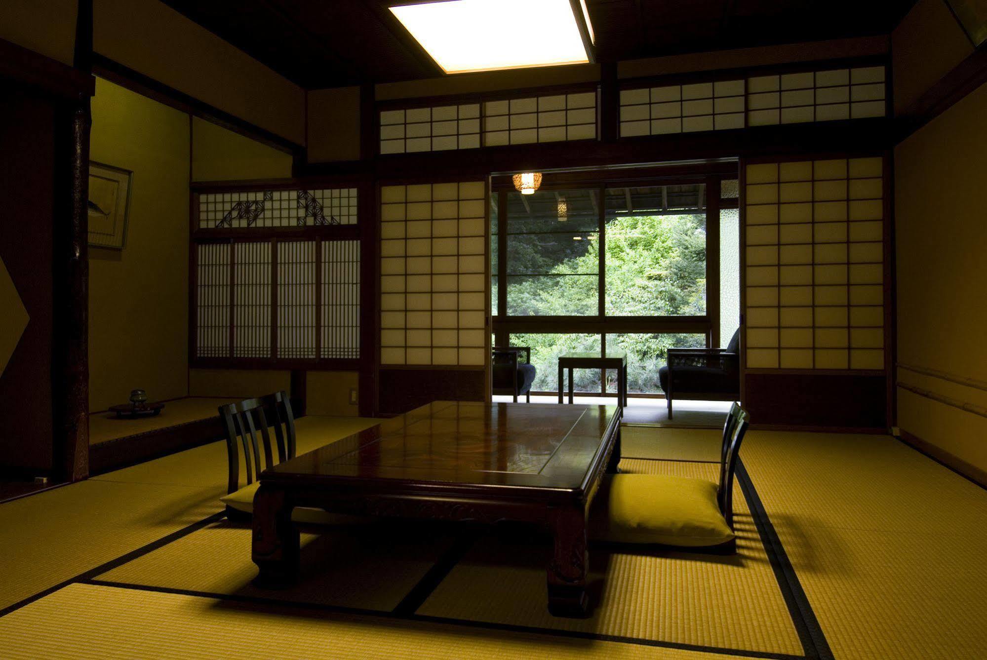 Yutouya Ryokan 丰冈市 外观 照片